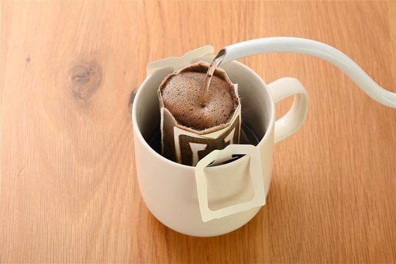 おいしいカフェインレスコーヒー ワンドリップコーヒー 8杯